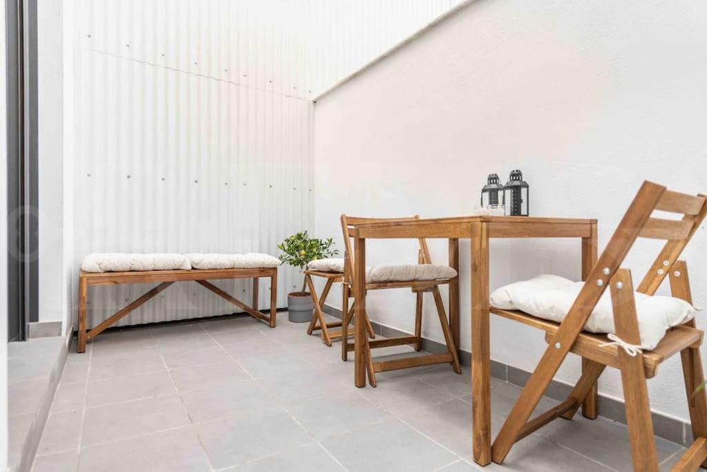 Fresh & Stylish Apartment With Parking By Rems Málaga Dış mekan fotoğraf