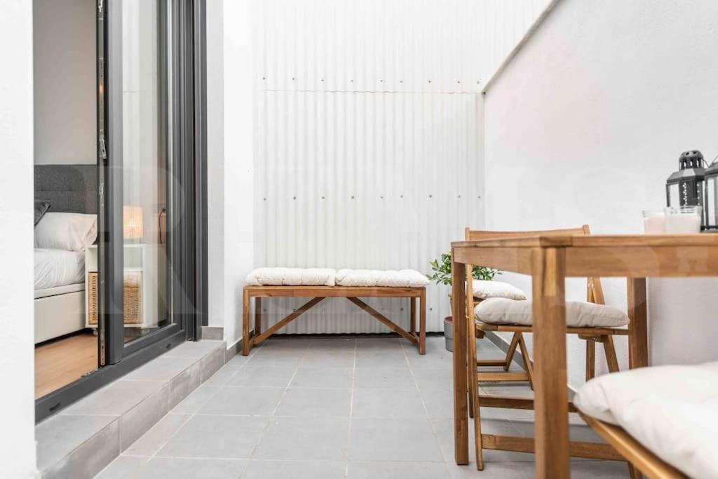 Fresh & Stylish Apartment With Parking By Rems Málaga Dış mekan fotoğraf